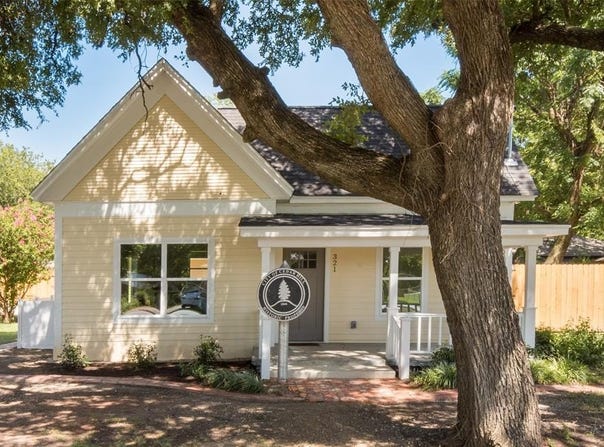 321 Houston Street, Cedar Hill, TX 75104