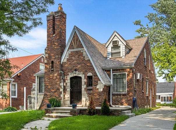 8304 Pinehurst Street, Detroit, MI 48204