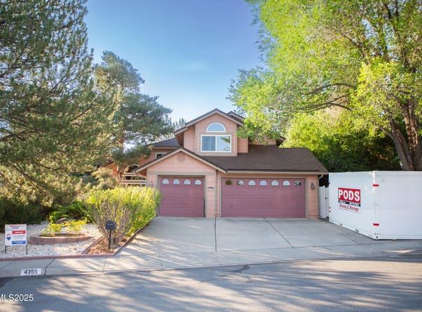 4355 Roundstone Drive, Sparks, NV 89436