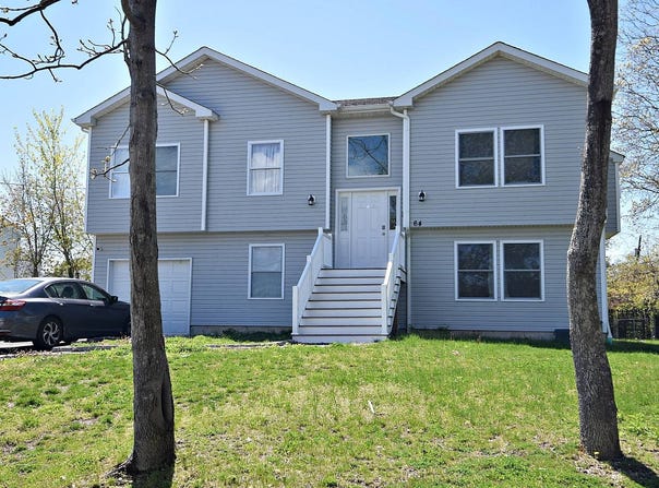 64 Park Drive, Mastic Beach, NY 11951
