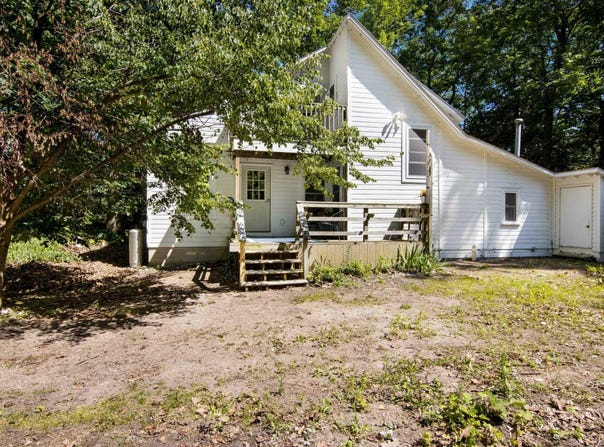 3423 OLD STATE ROAD, FRANKFORT, MI 49635