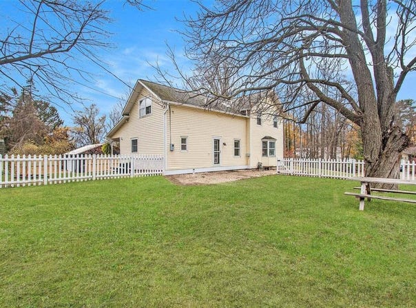 73733 Superior Street, South Haven, MI 49090