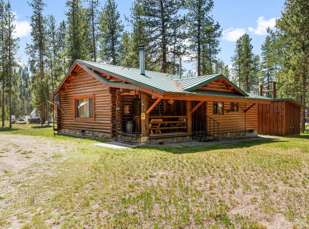 392 Leisure Lane, Sula, MT 59871