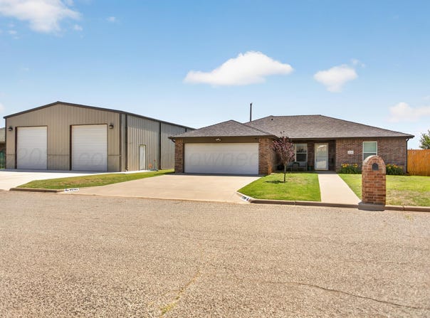 2720 N Seminole Dr, Pampa, TX 79065