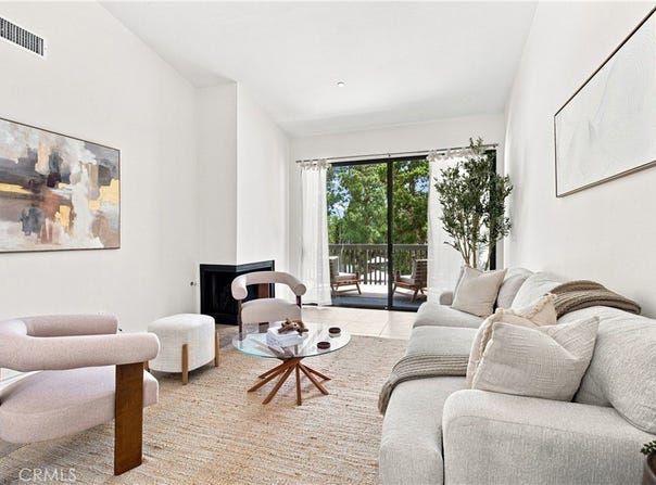 2538 W Macarthur, Santa Ana, CA 92704