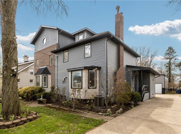 116 Pasadena Drive South, Fox Chapel, PA 15215