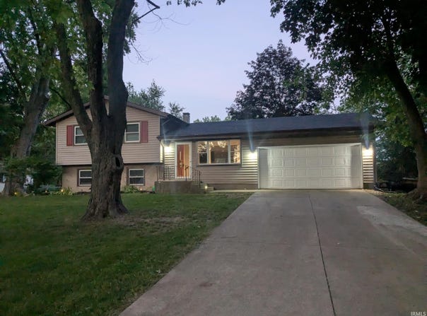 54570 Bethany Drive, Mishawaka, IN 46545