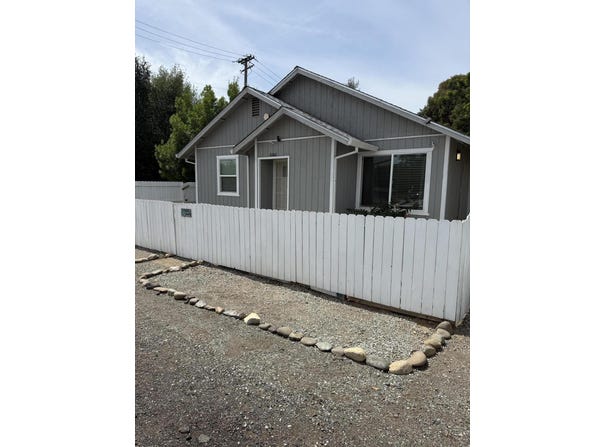 6200 Westside Road, Redding, CA 96001