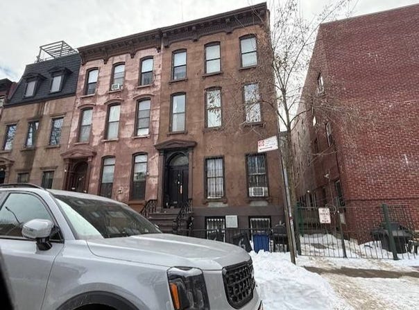 6 Monroe ST, Brooklyn, NY 11238