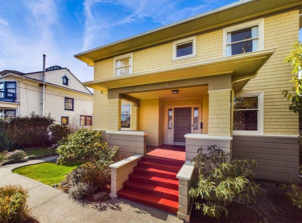 2220 E Street, Eureka, CA 95501