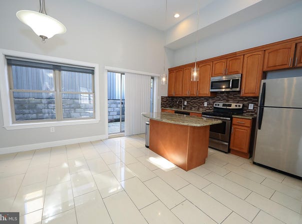 1752 N HANCOCK STREET, PHILADELPHIA, PA 19122