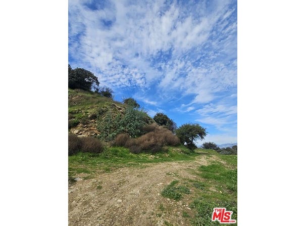 0 Newcomb Dr, Sherman Oaks, CA 91423