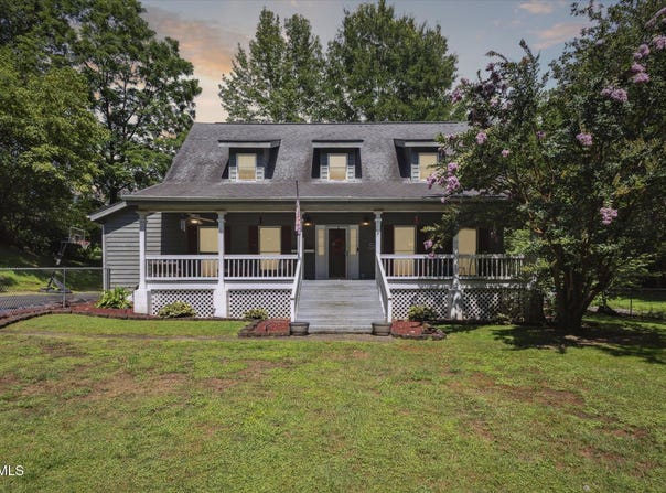 4879 Back Valley Road, Big Stone Gap, VA 24219