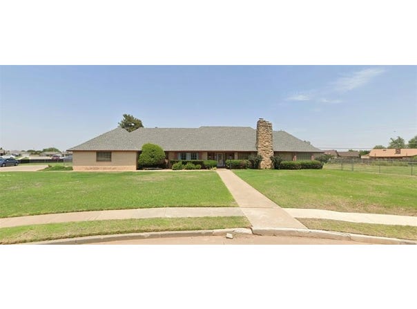 1405 Rosehaven Drive, Altus, OK 73521