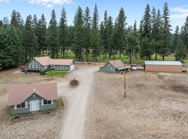 332841 Us Highway 2, Newport, WA 99156