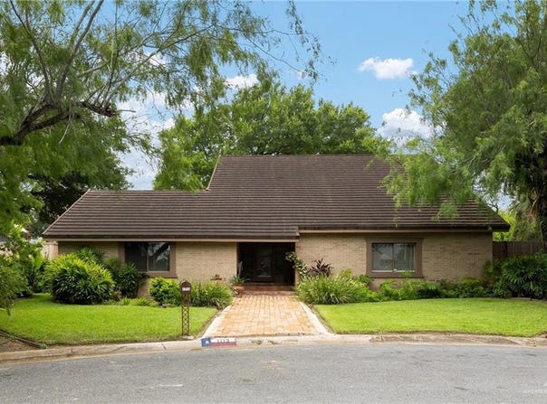 1113 Xanthisma Avenue, McAllen, TX 78504