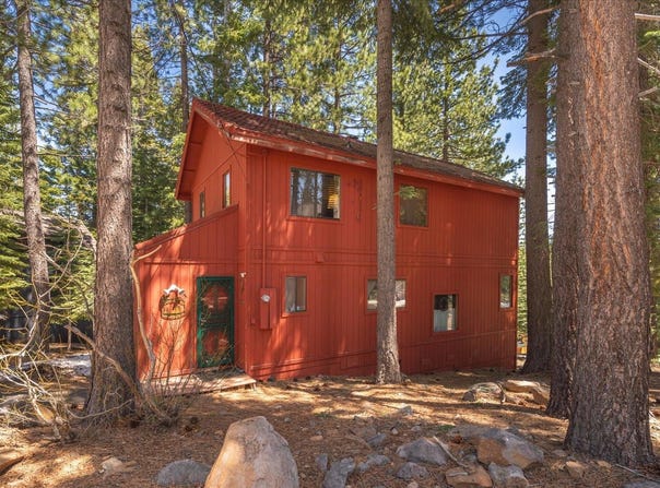 12621 Peregrine Drive, Truckee, CA 96161-6827