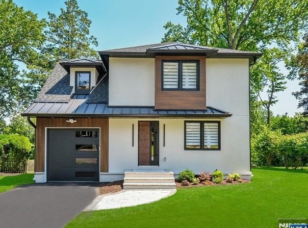 72 Roosevelt Street, Cresskill, NJ 07626
