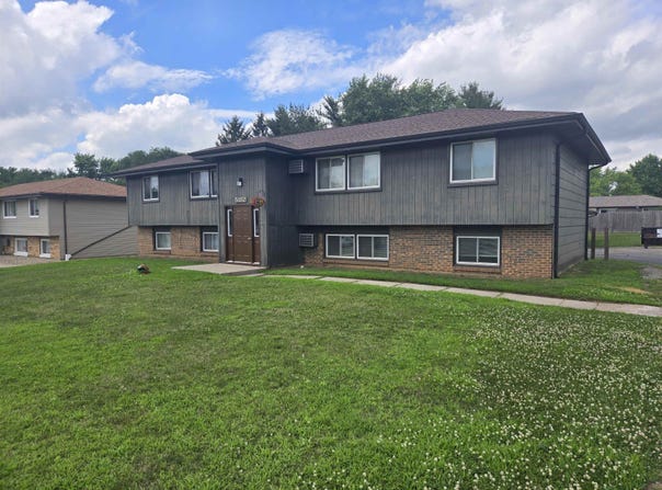 5182 Seaton Hall, MACHESNEY PARK, IL 61115