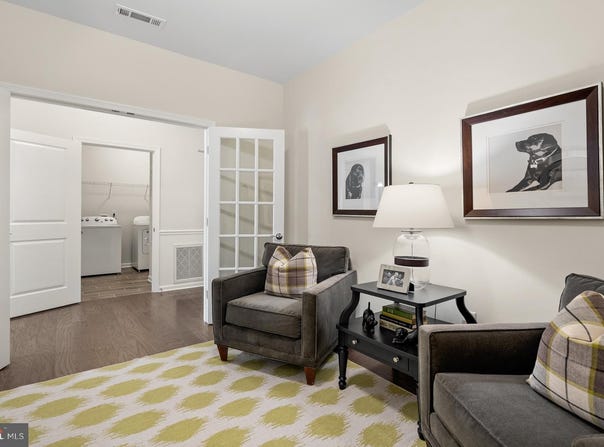 401 WASHINGTON STREET, CONSHOHOCKEN, PA 19428