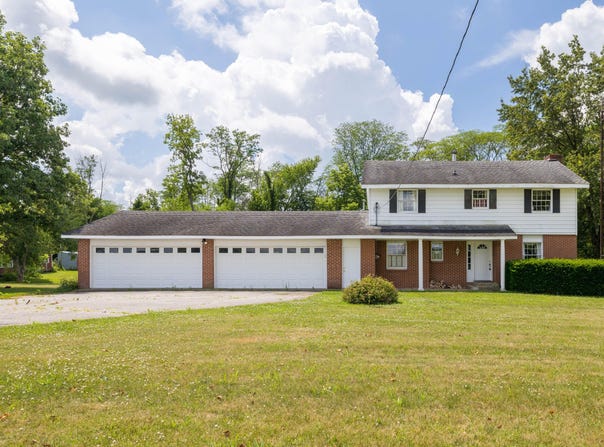1707 W 1200 S, Kentland, IN 47951