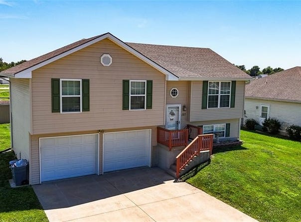 127 HONDO Street, Lathrop, MO 64465