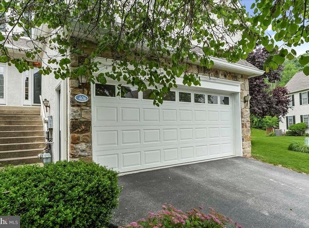 1406 WHISPERING BROOKE DRIVE, NEWTOWN SQUARE, PA 19073