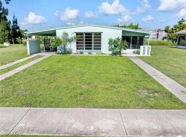 3107 Easy Street, Port Charlotte, FL 33952