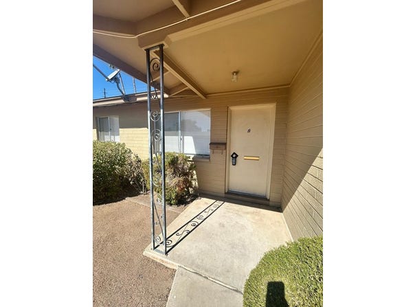 5233 E University Drive, Mesa, AZ 85205