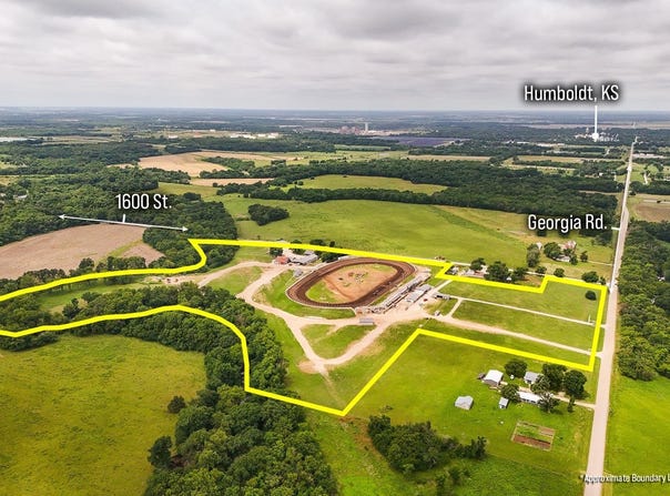 1663 Georgia Rd, Humboldt, KS 66748