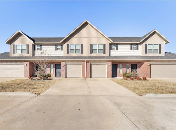 2701-2707  W Shasta  RD, Rogers, AR 72758