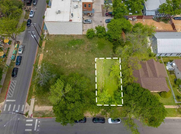 205 E 9th St, Georgetown, TX 78626
