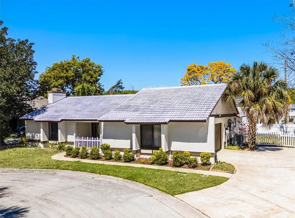 257 DONEGAL COURT, ALTAMONTE SPRINGS, FL 32714