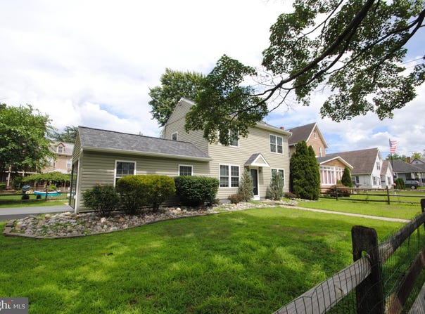 908 GARFIELD AVENUE, PALMYRA, NJ 08065