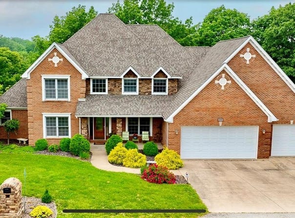 1889 Bay Avenue, Hannibal, MO 63401