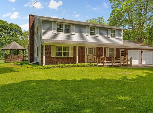 24 Chili Riga Townline Road, Chili, NY 14428