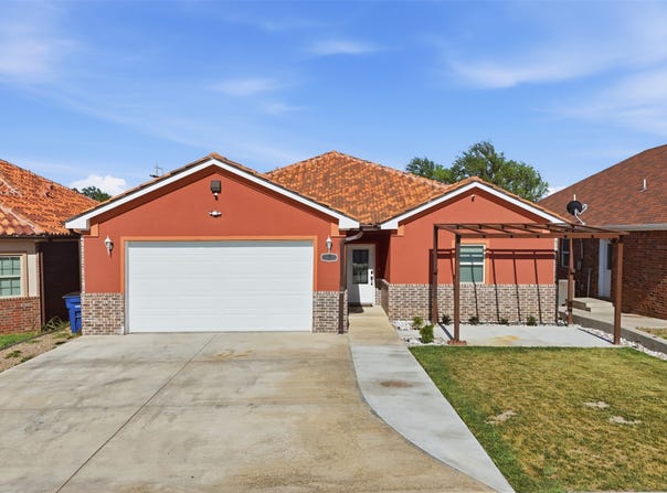 2013 easy Street, Guymon, OK 73942