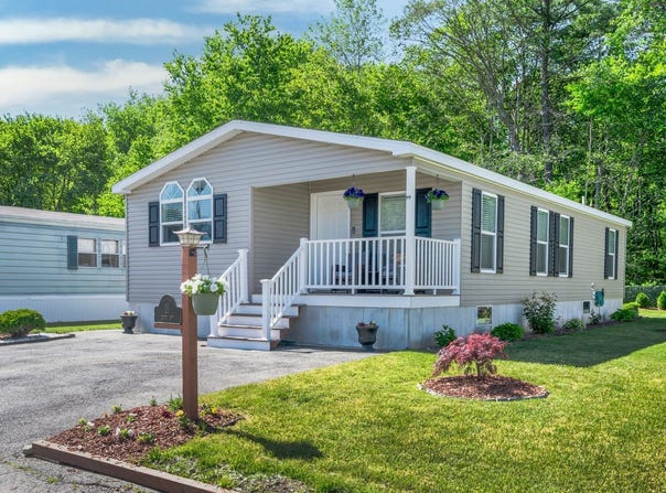 21 Jason Way, West Bridgewater, MA 02379