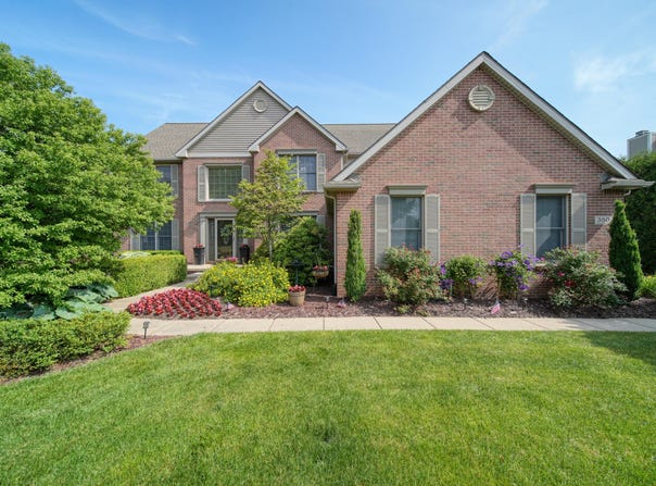 350 Huntington Drive, Saline, MI 48176