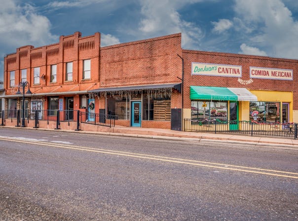 218 E First, Hughes Springs, TX 75656