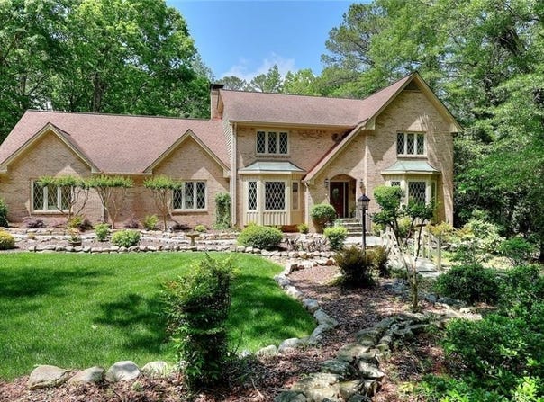 4853 Carlene Way SW, Lilburn, GA 30047