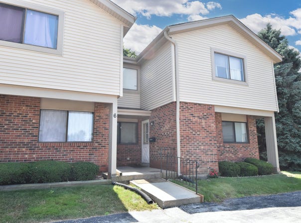 5720 Cambridge Cir, Mount Pleasant, WI 53406
