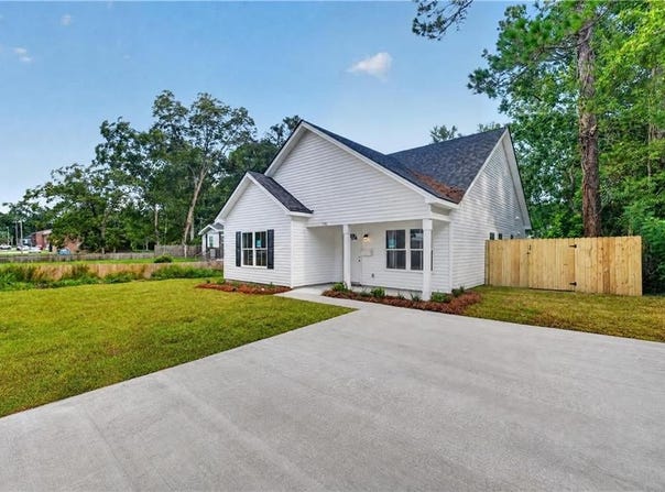 1126 E 56th Street, Savannah, GA 31404