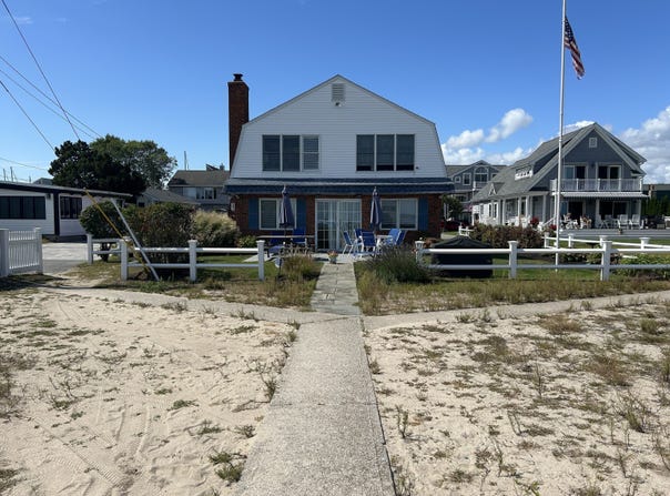 19 Underway Drive, Westbrook, CT 06498
