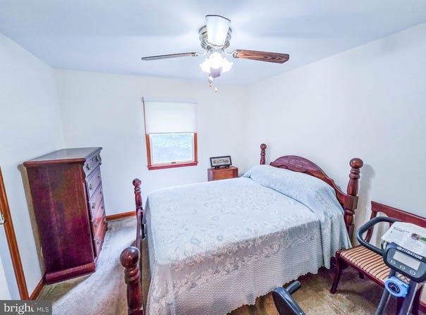 13551 SILVER HILL ROAD, SUMERDUCK, VA 22742