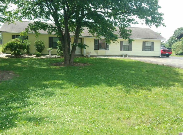 225 Wilton Cr, Paducah, KY 42003
