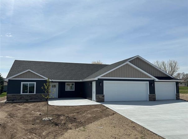 129 Highlands Boulevard, Melrose, MN 56352