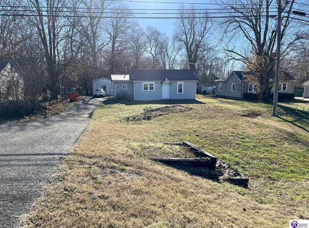 2921 Leitchfield Road, Cecilia, KY 42724