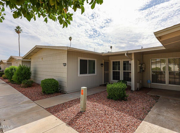 10827 W SANTA FE Drive, Sun City, AZ 85351