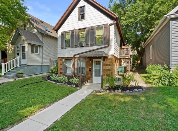 2522 N Bartlett Ave, Milwaukee, WI 53211